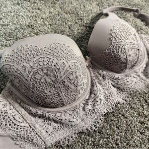 Victoria's Secret Lace Underwire Bra - Light Gray